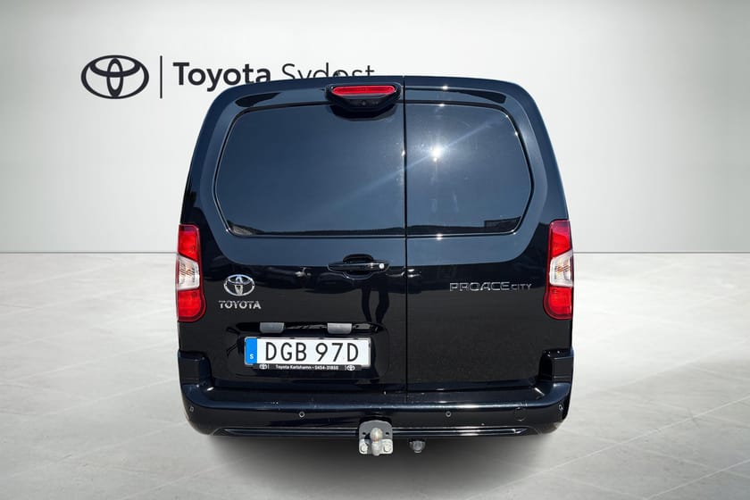 Bild 4 av Toyota ProAce City Long Professional 1.5D 130hk 8-växlad automat, dragkrok
