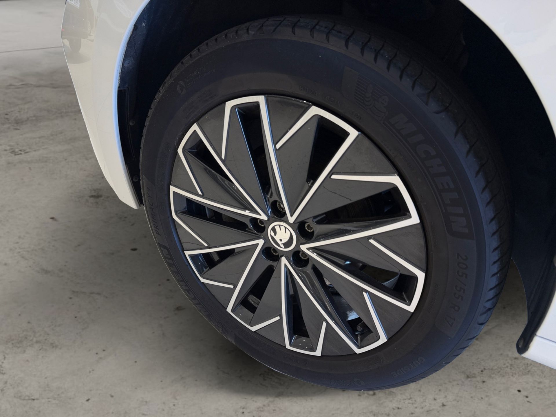 Skoda Kamiq 2021, photo 6/10