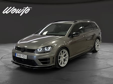 Volkswagen Golf Sportscombi R SC 2.0 TSI 4M 370HK /Dynaudio  /B-Kamera