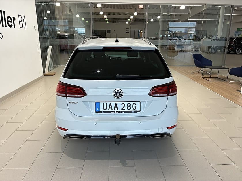 Bild 4 av Volkswagen Golf Sportscombi R-Line 1,5 TSI Drag/Backkamera