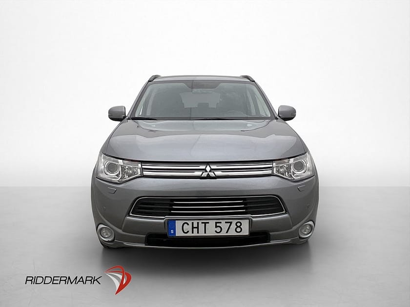 Bild 2 av Mitsubishi Outlander PHEV AWD Business Kamera Navi Drag