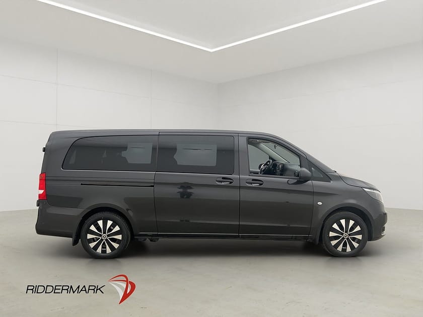 Bild 2 av Mercedes-Benz Vito Tourer 116 CDI 4x4 3.2t X-Lång 9-Sit Värm Skinn