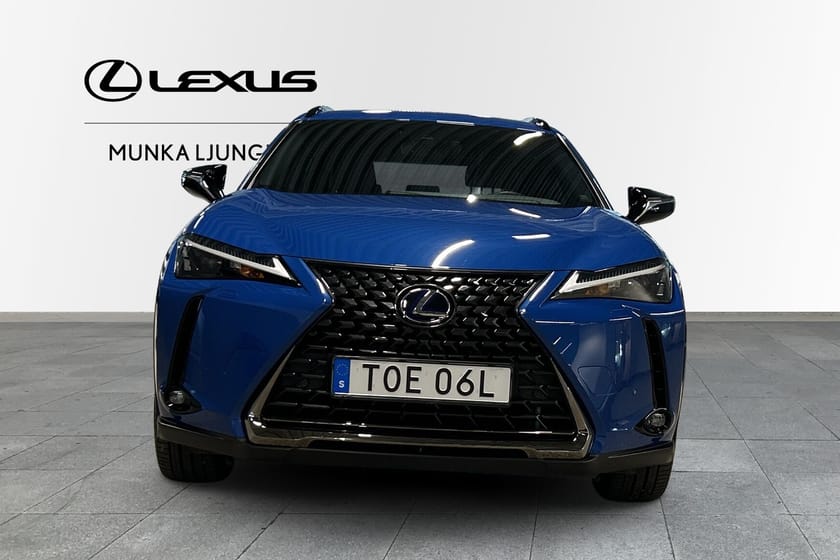 Bild 4 av Lexus UX 250h Comfort Sport Edition Dragkrok