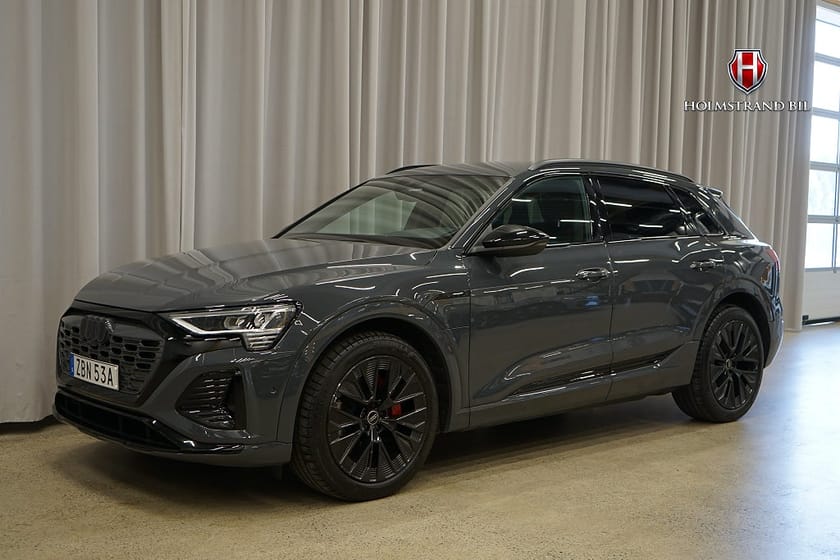 Bild 2 av Audi Q8 50 e-tron quattro S line 21" Elstolar Luftfjädring