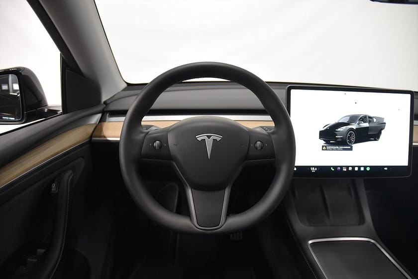 Bild 2 av Tesla Model Y Performance