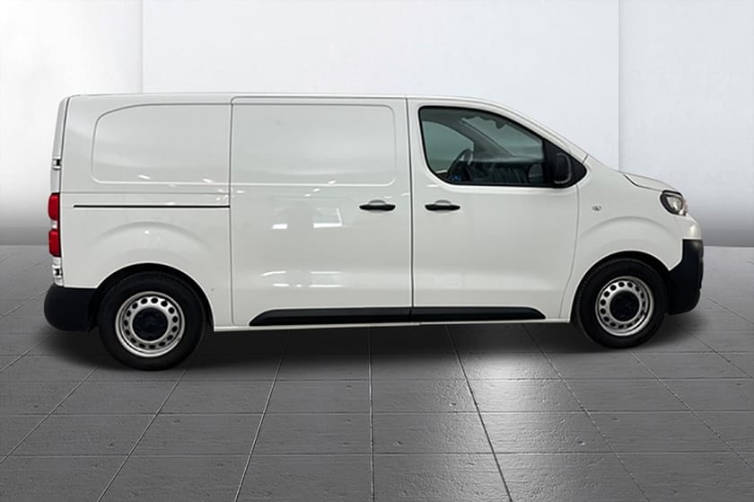 Bild 4 av Peugeot e-Expert 75 kWh Drag Inredd Kamera 3-sits MOMS 136hk