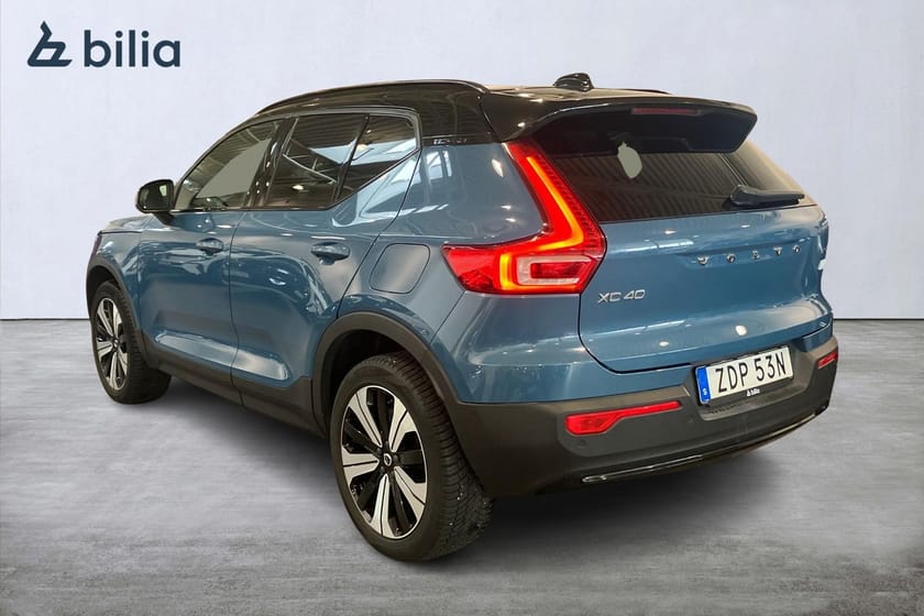 Bild 2 av Volvo XC40 Recharge Ultimate, Dragkrok, Tonade rutor, Klimatpaket, HarmanKardon ljud