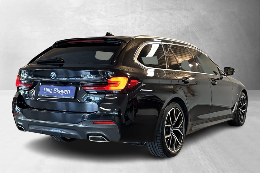 Bilde 3 av BMW 530e xDrive Touring M-Sport, Panorama, HiFi, Adp.cruis