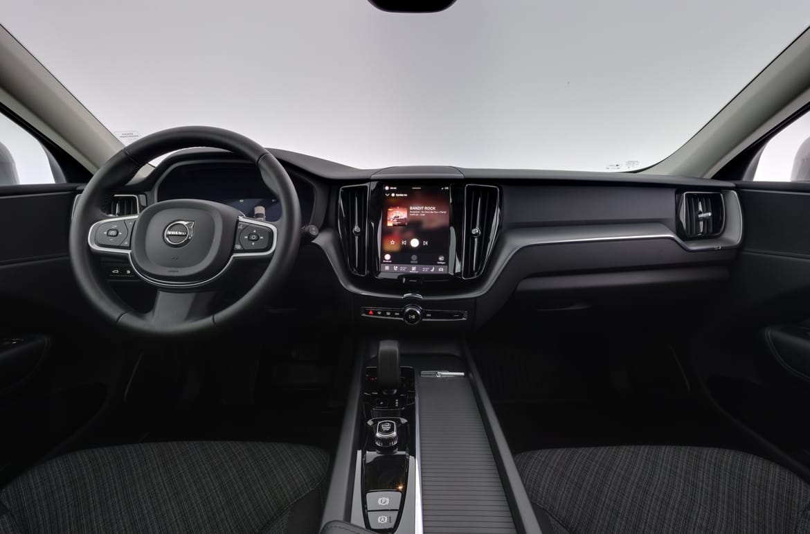 Volvo XC60 2025 - miniatyr 7