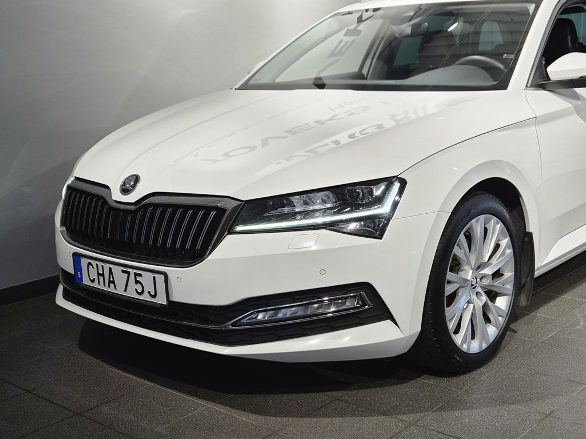 Škoda Škoda Superb Kombi — bild 3