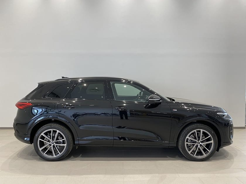 Bild 2 av Audi Q5 Sportback SUV TDI QUATTRO 150 KW S TRONIC