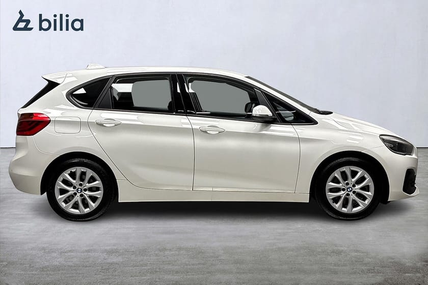 Bild 2 av BMW 225xe Active Tourer ActiveTourer-Advantage-Head Up-Rattvärme-HiFi Högtalare