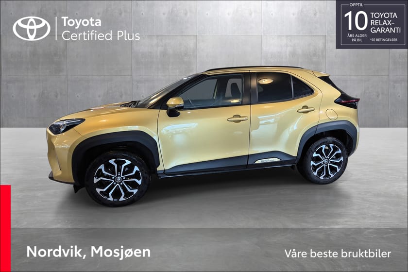 Bilde 2 av Toyota Yaris Cross Hybrid AWD-i Active Tech Navigasjon-Cruiserkontroll-Nøkkelfri start