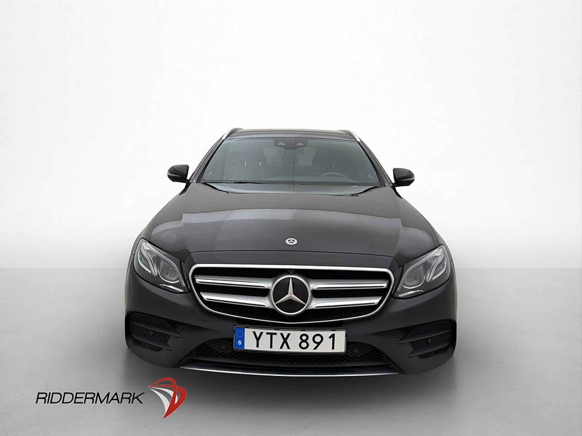 Mercedes-Benz E 2018, bild 2/10