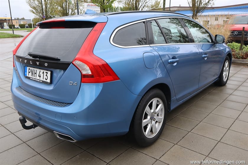Bild 5 av Volvo V60 D4e 2.0 FWD 181hk Dragkrok Rattvärme