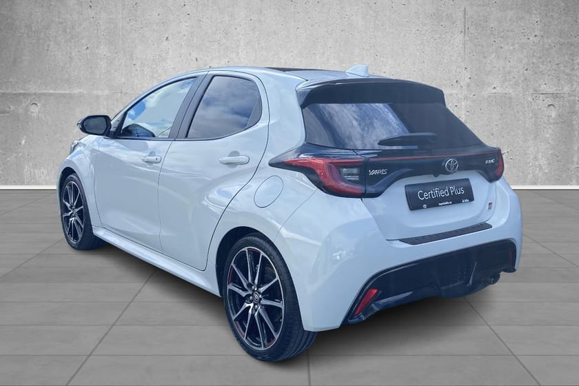 Bilde 3 av Toyota Yaris Hybrid 1.5 GR SPORT, FLOTT BIL