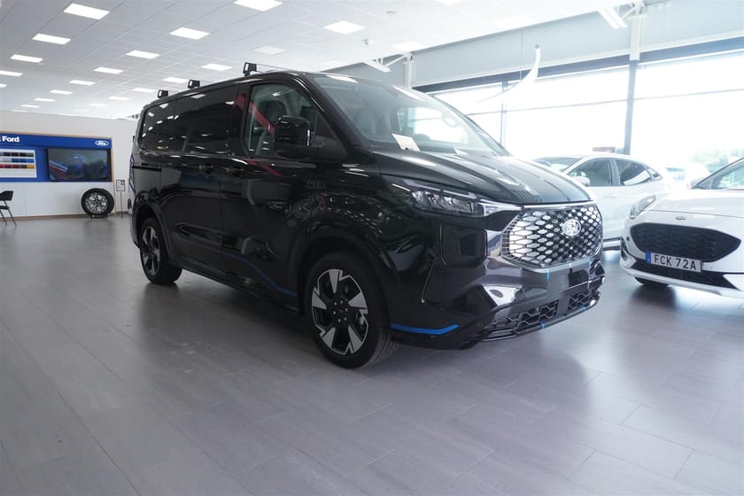 Bild 3 av Ford E-Transit Custom 340 AWD E-Custom Skåp Sport 320s Elmotor 160kw 218hk 1-Växlad El