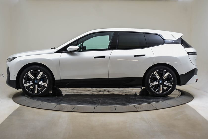 Bilde 2 av BMW iX xDrive40 Fully Charged