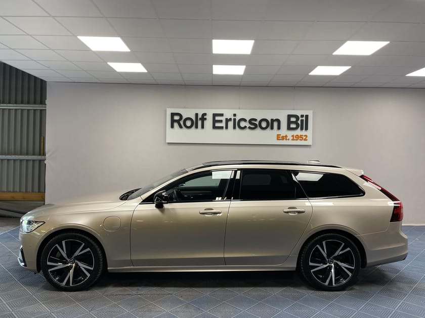 Bild 2 av Volvo V90 Recharge T8 Ultimate Dark