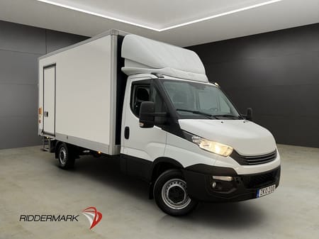 Iveco Daily 35-160 Chassi Cab 2.3JTD BAKGAVELLYFT 3-Sits Kamera Sidodörr Moms
