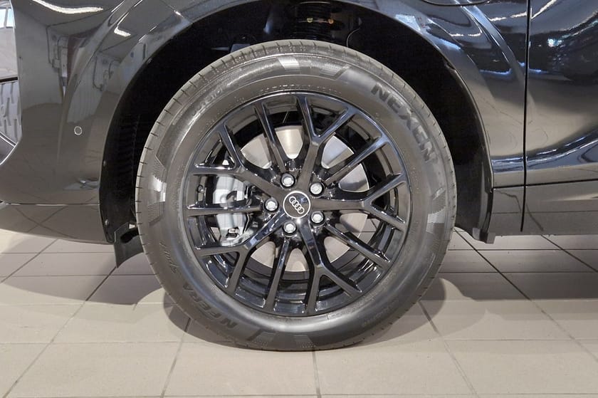 Bild 3 av Audi Q3 e-hybrid SUV 200 KW S TRONIC