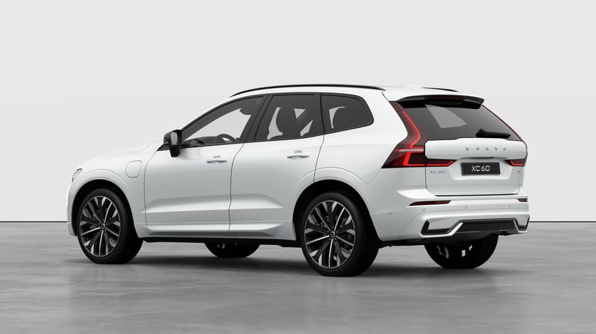 Bild 3 av Volvo XC60 T6 Plus Dark Nordic Edition LAGERBIL B&W 360 PANO