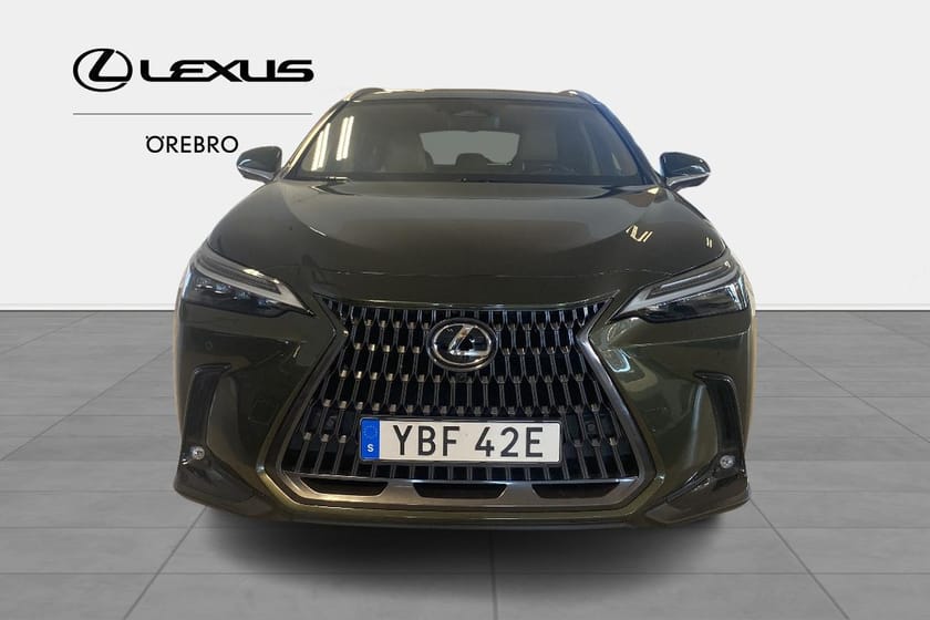 Bild 2 av Lexus NX 450h+ Luxury/Taklucka/Vhjul