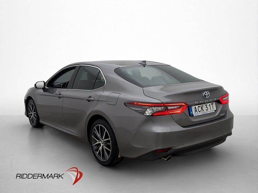 Bild 4 av Toyota Camry Hybrid 218hk Executive Kamera Skinn Rattvärme