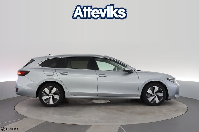 Bild 2 av Volkswagen Passat Sportscombi eTSI 150 DSG *Drag/Värmare/Elbaklucka*