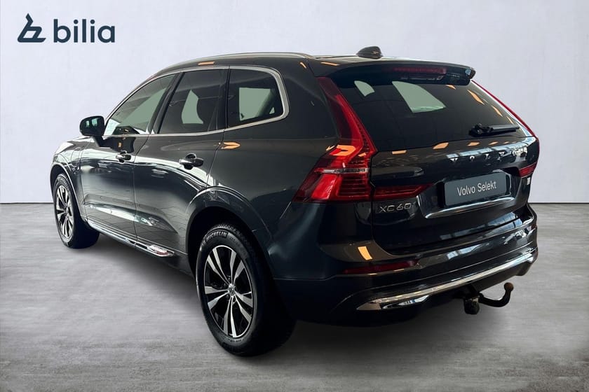 Bild 2 av Volvo XC60 Recharge T6 II Core Edition, Tonade rutor