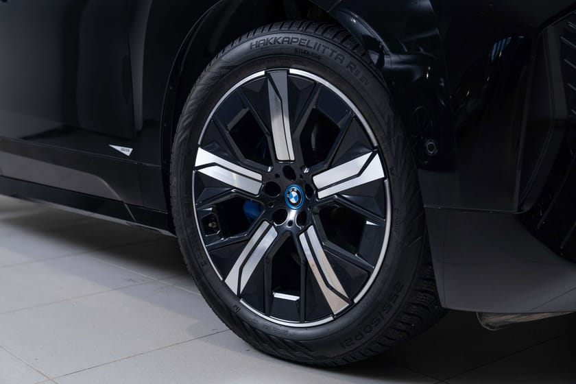 Bilde 3 av BMW iX xDrive50 Fully Charged 6,29%Sportspakke SkyLounge Krok