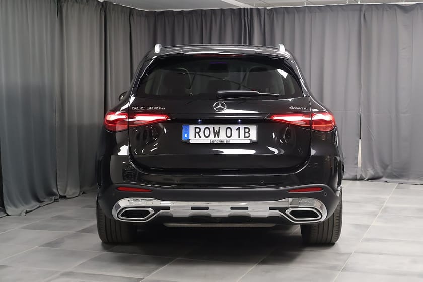 Bild 4 av Mercedes-Benz GLC 300 e 4MATIC AMG AIRMATIC Burmester Pano Drag LED MOMS