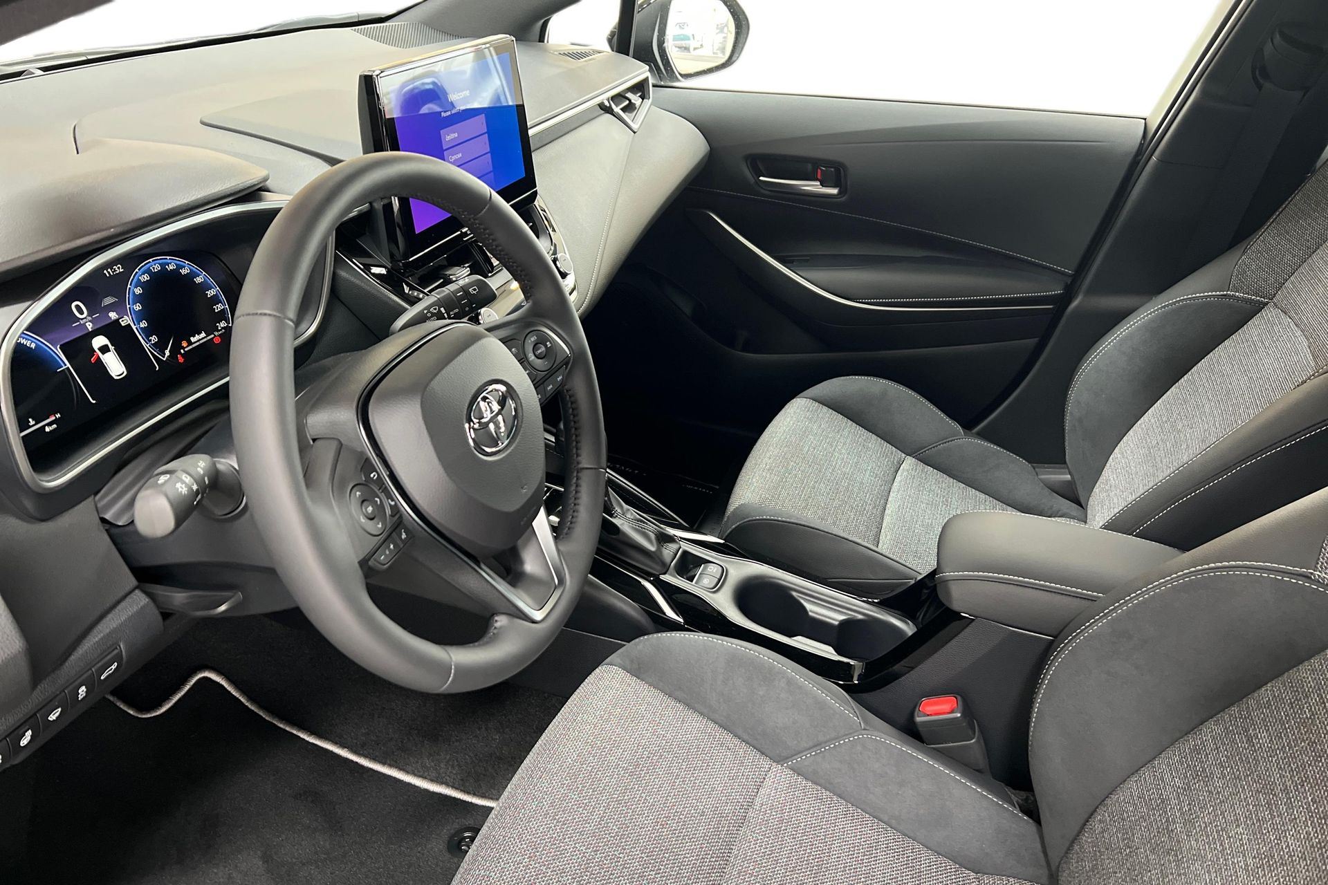 Toyota Corolla 2025, bild 6/10