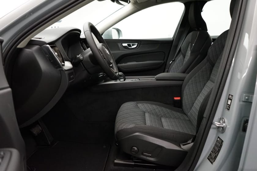 Bild 2 av Volvo XC60 T6 Core Nordic Edition