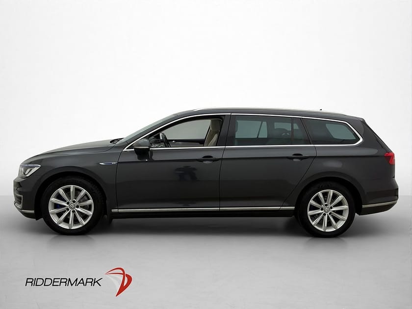Bild 5 av Volkswagen Passat Variant GTE 218hk Executive Värmare Kamera Drag