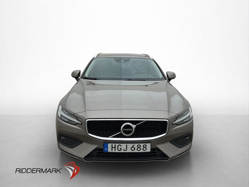 Bild 2 av Volvo V60 D4 AWD 190hk Momentum VOC D-Värmare B-Kamera Navi