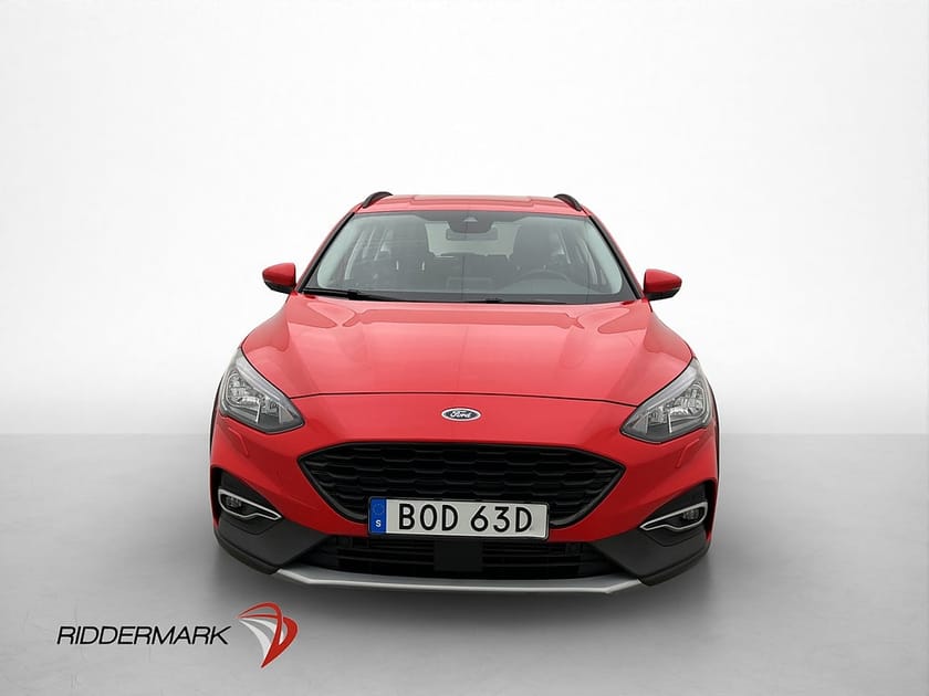 Bild 2 av Ford Focus Active Kombi 1.0 EcoBoost 125hk B-Kamera Navi Drag