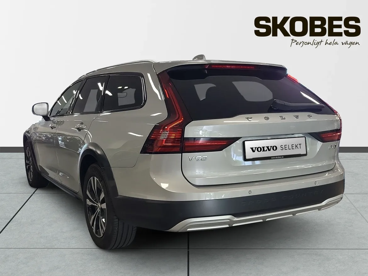 Volvo V90 Cross Country