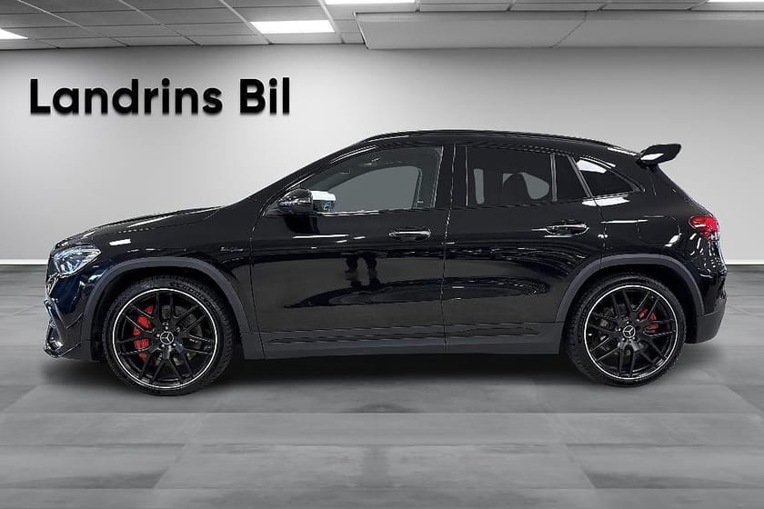 Bild 4 av Mercedes-Benz AMG GLA 45 S 4MATIC+ Panorama 360Kamera Burmester Skalstol