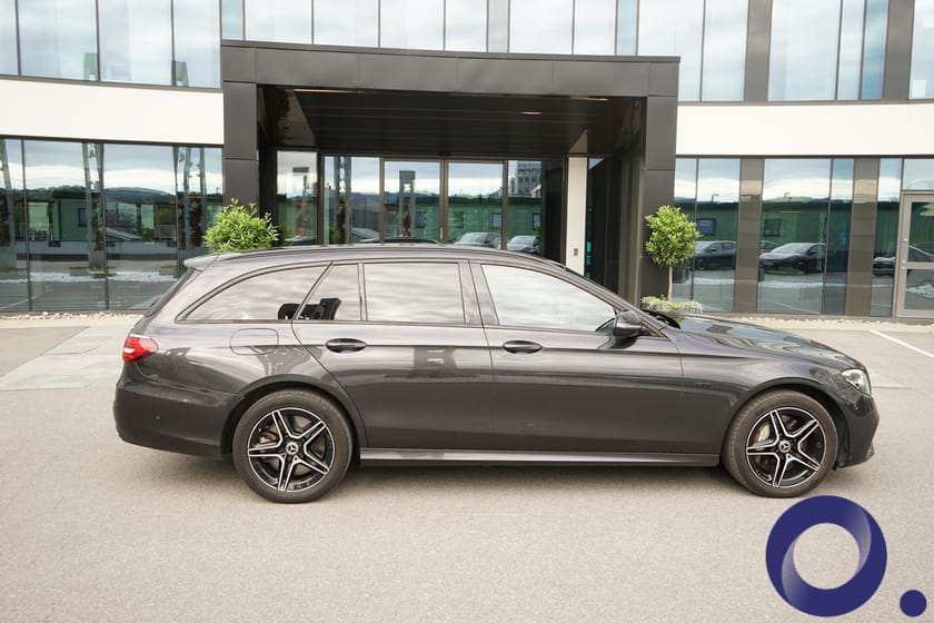 Bilde 5 av Mercedes-Benz E 300 T de 4MATIC plug in hybrid AMG