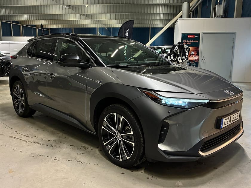 Bild 2 av Toyota bZ4X
