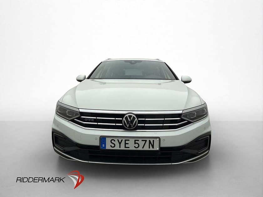 Bild 2 av Volkswagen Passat Sportscombi GTE 1.4 TSI Cockpit Skinn Kamera Navi Drag
