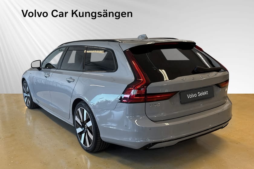 Bild 4 av Volvo V90 Recharge T6 Plus Dark Pano Harman/Kardon Rattvärme Selekt