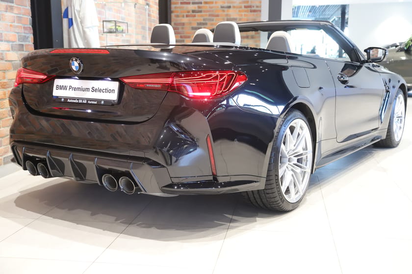 Bild 3 av BMW M4 Competition xDrive Convertible Ultimate / Alcantararatt / Helläder