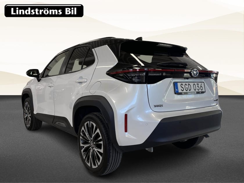 Bild 4 av Toyota Yaris Cross Hybrid 1,5 STYLE EDITION BITONE - Vinterhjul