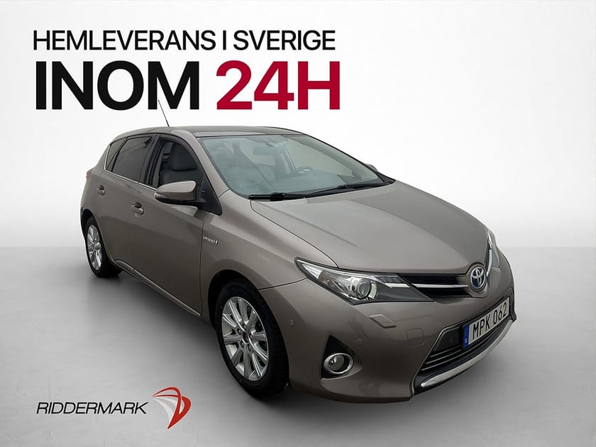 Bild 1 av Toyota Auris Hybrid 136hk Executive Pano Kamera Navigation