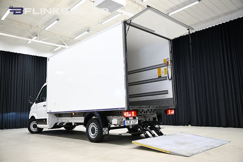 Bild 4 av Volkswagen Crafter Chassi 177HK Automat|Volymskåp|Bakgavellyft|LED|Backkamera