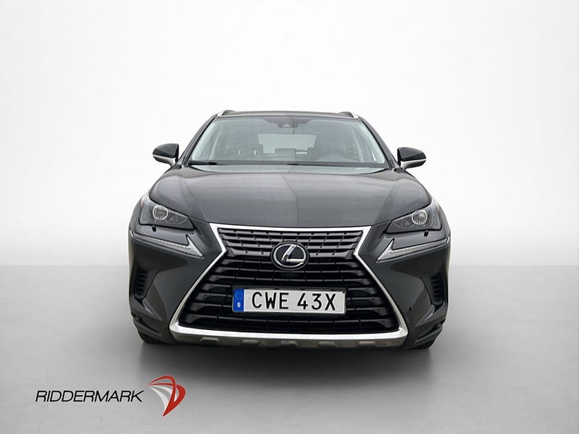Bild 2 av Lexus NX 300h AWD 2.5 197hk Comfort Kamera Halvskinn