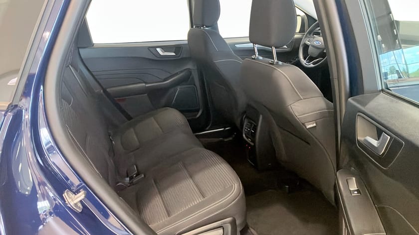 Bild 5 av Ford Kuga Plug-In Hybrid 2023.75 MY SUV TITANIUM 2.5 PHEV FWD 225HK