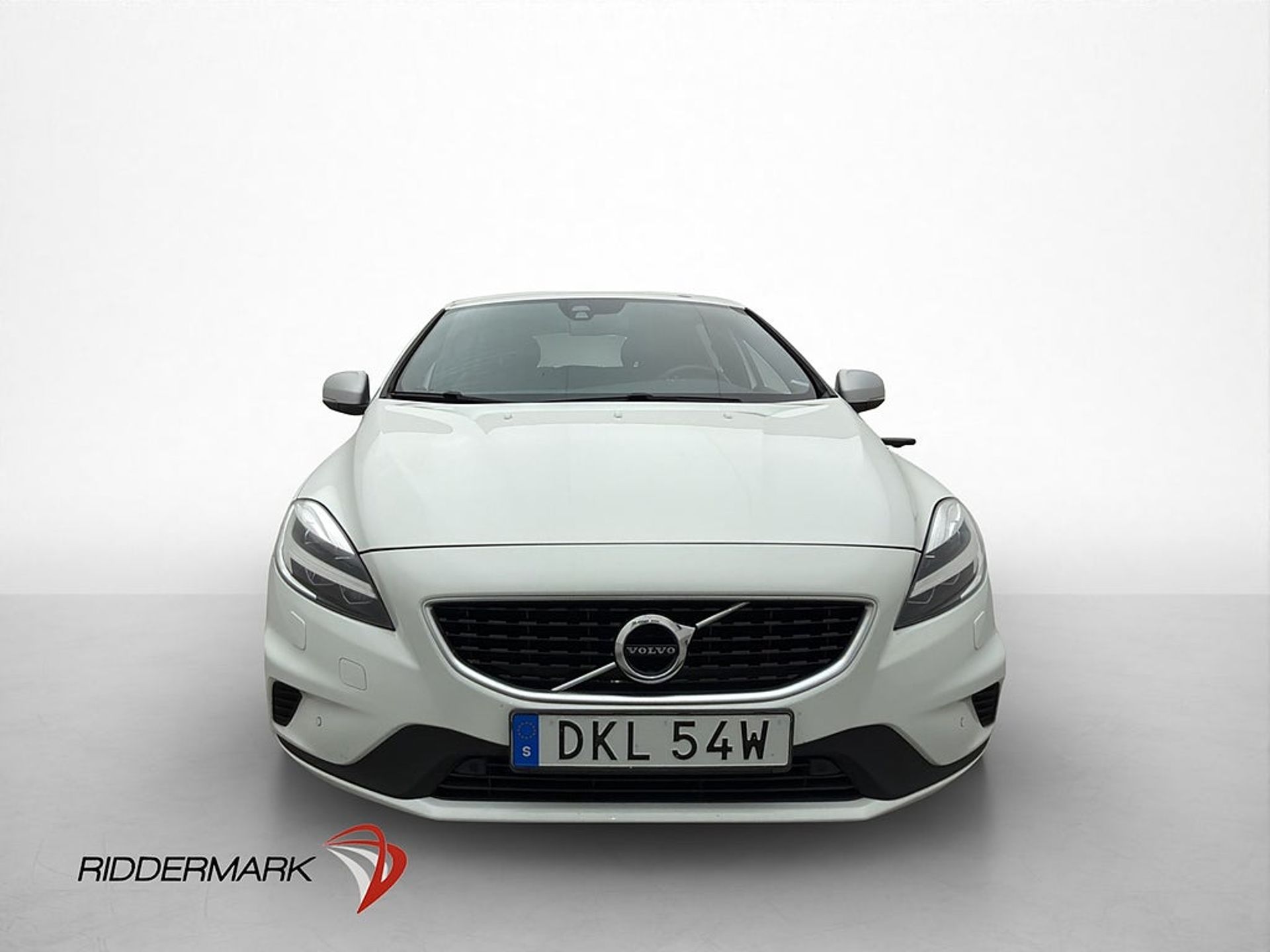 Volvo V40 2019, kuva 2/29